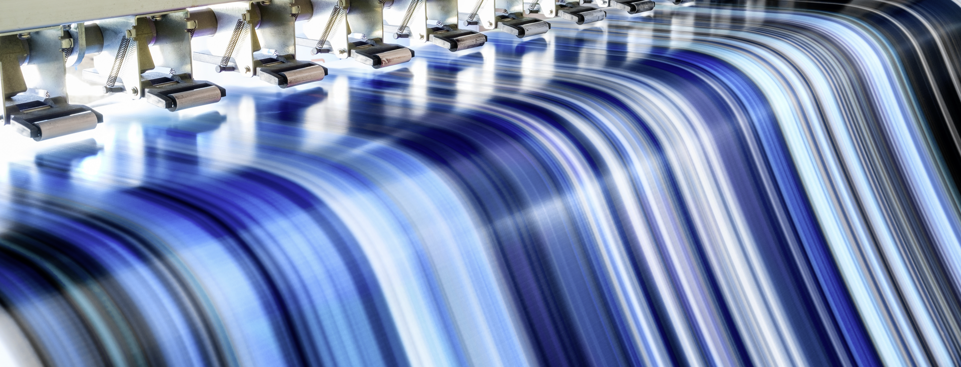 print heads on a large-format digital printing machine produce blue and white colour patterns_2 print heads on a large-format digital printing machine produce blue and white colour patterns_2